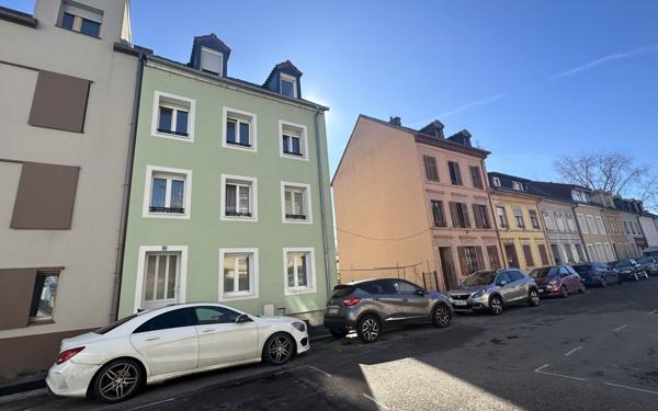 Immeuble à vendre    9 pièces • 200 m2 Mulhouse