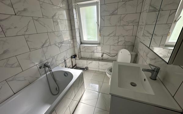 Immeuble à vendre    9 pièces • 200 m2 Mulhouse