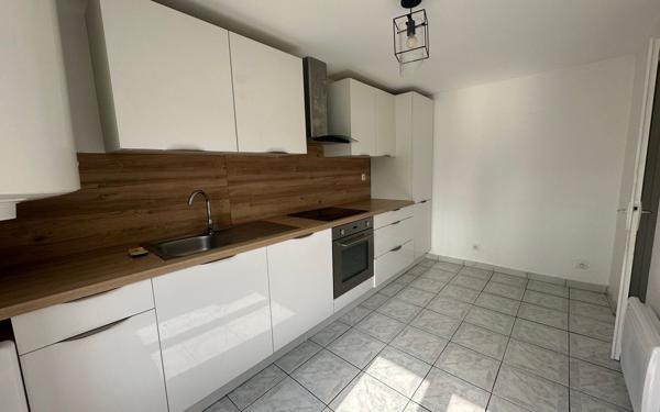 Immeuble à vendre    9 pièces • 200 m2 Mulhouse