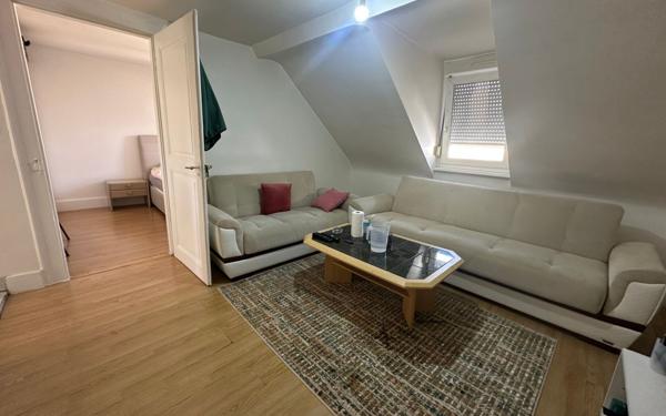 Immeuble à vendre    9 pièces • 200 m2 Mulhouse