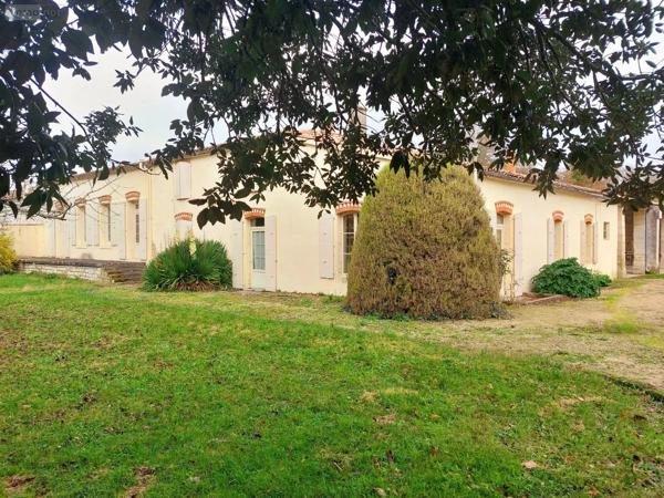 Achat - Propriété | Domaine agricole Chambon 17290 8 pièces 243 m 2 11879 m 2