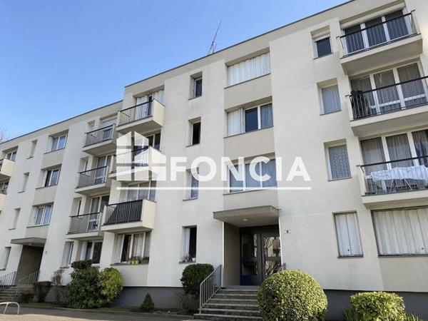 Location Studio 33.4 m² - 05 SENTIER DES PIOTTES Noisy Le Grand 93160