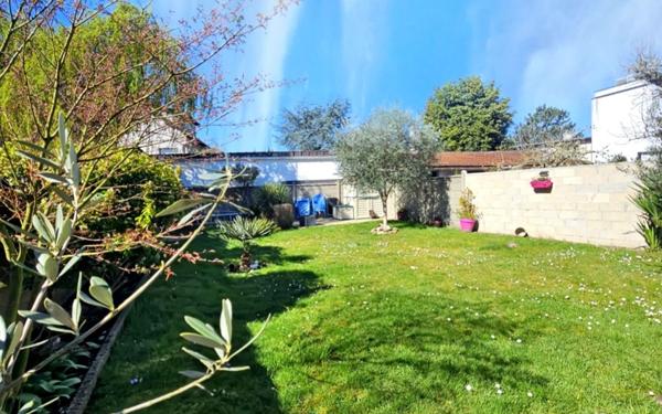 Maison à vendre    4 pièces • 92 m2 Champigny-sur-Marne