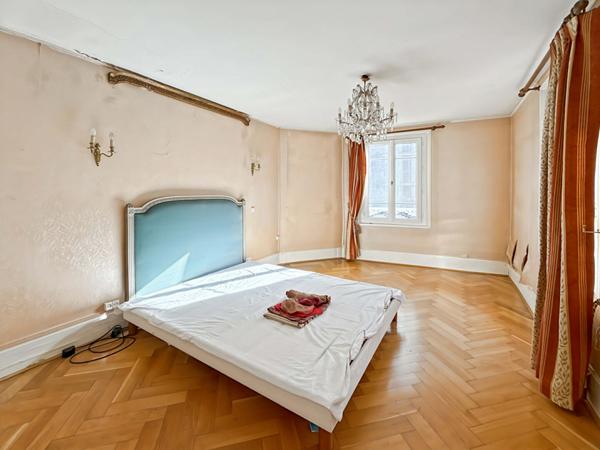 Immeuble Etrepagny Local Appartement Maison