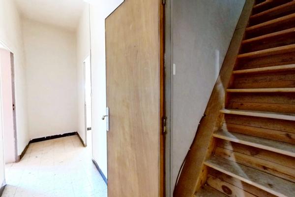 À VENDRE – BÂTISSE DE CARACTÈRE EN PIERRE AU CŒUR DES CORBIÈRES