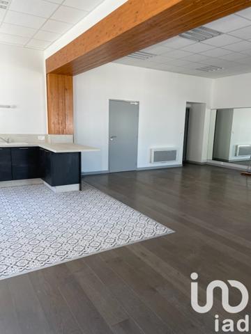 Immeuble à vendre 144 m² Château-la-Vallière