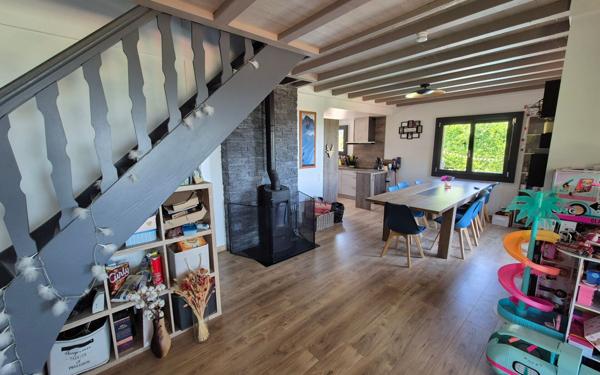 Maison à vendre    4 pièces • 94,67 m2 Bons-en-Chablais