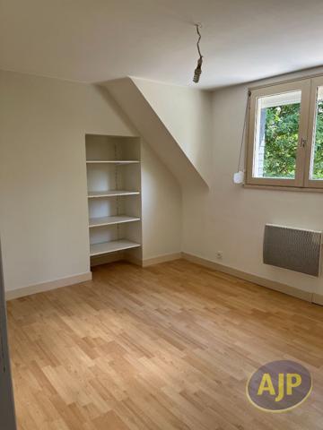 Location maison Plumelec : 871 € - AJP Immobilier Plumelec