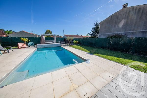 Maison à vendre  7 pièces - 178 m 2   BORDEAUX  - 33