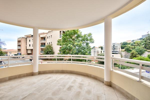 Appartement à vendre à Beausoleil (06240) - Alpes-Maritimes