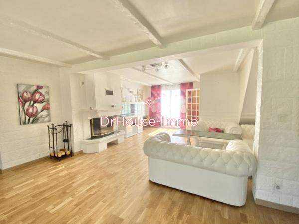 Maison à vendre 10 pièces de 225 m²