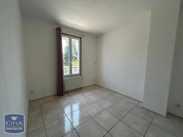 Appartement à louer 4 pièces 75m² Saint-Marcellin (38160)