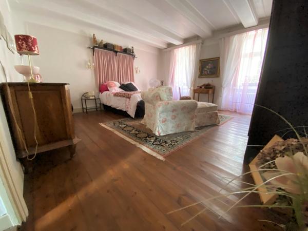 Pontrieux (22260) Viager occupé avec un local commercial en viager libre