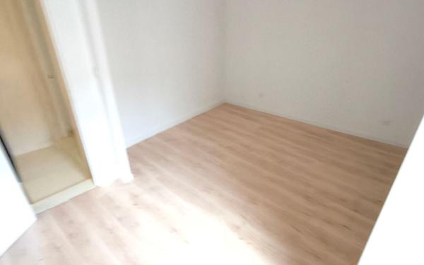 Maison à vendre    4 pièces • 106 m2 Nîmes