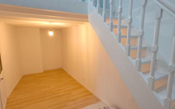 Maison à vendre    4 pièces • 106 m2 Nîmes