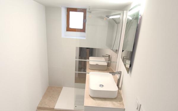 Maison à vendre    4 pièces • 106 m2 Nîmes