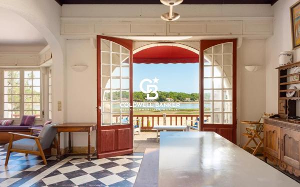 Villa 8 pièces à vendre Hossegor - 40150 / Réf: SR1-307