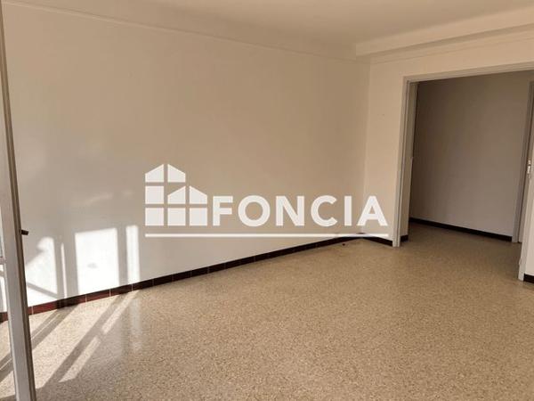 Location Appartement 3 pièces 70.2 m² - 610 BOULEVARD DE CABRY Six-fours Les Plages 83140