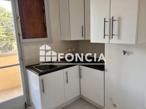 Location Appartement 3 pièces 70.2 m² - 610 BOULEVARD DE CABRY Six-fours Les Plages 83140