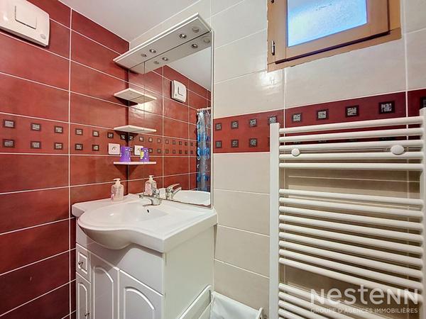 A Vendre Maison de ville en pierre de 136 m² avec jardin au coeur de Gondrin