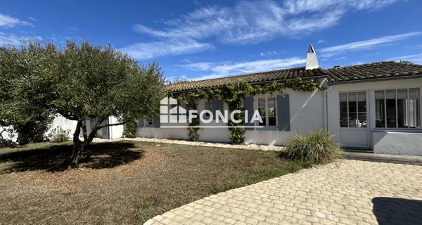 À vendre Maison 5 pièces 123 m² - Loix 17111