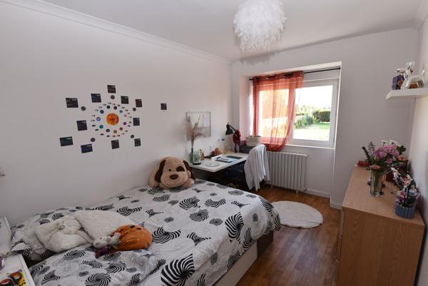 Maison 4 pièce(s) 3 chambre(s) 98.5 m²