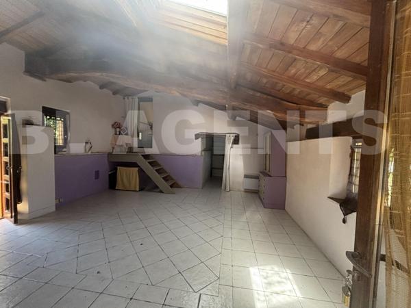 🏡 SOUS OFFRE // Superbe Corps de Ferme avec multiples dépendances