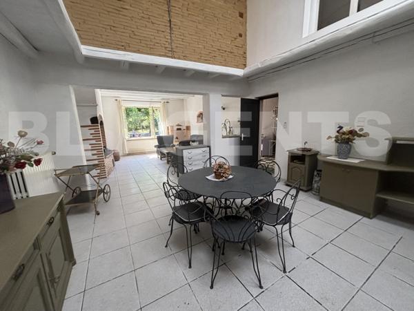 🏡 SOUS OFFRE // Superbe Corps de Ferme avec multiples dépendances