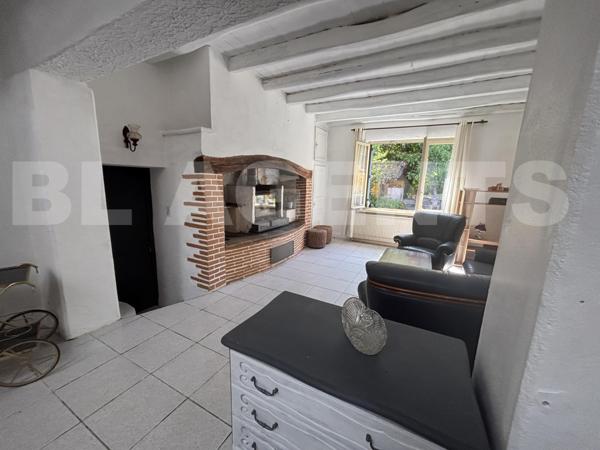 🏡 SOUS OFFRE // Superbe Corps de Ferme avec multiples dépendances