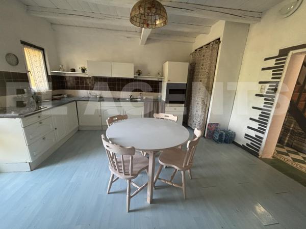 🏡 SOUS OFFRE // Superbe Corps de Ferme avec multiples dépendances