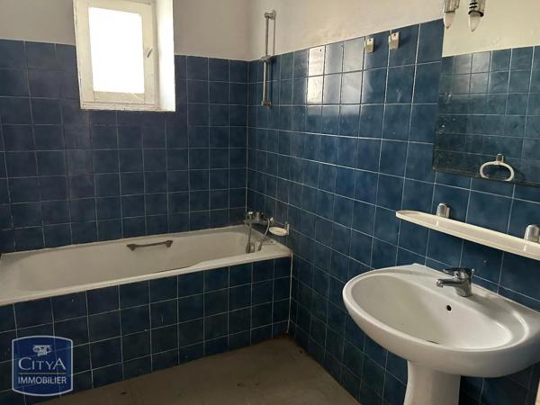Appartement à louer 3 pièces 56m² Orange (84100)