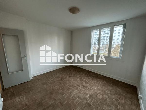 Location Studio 26.92 m² - RUE G. DIDIER/RUE PAUL LANGEVIN Echirolles 38130