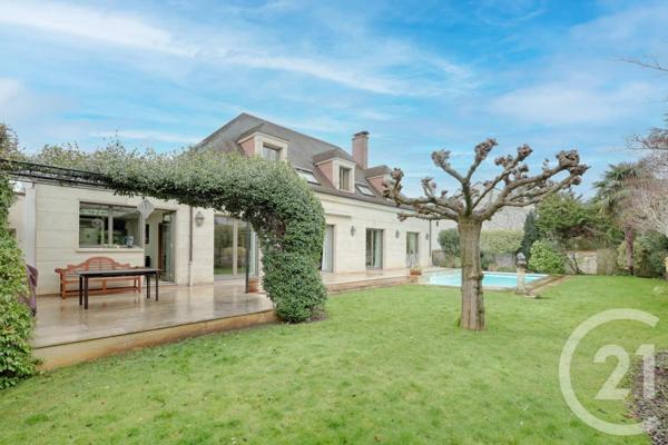 Maison à vendre  9 pièces - 330 m2 LA VARENNE ST HILAIRE - 94