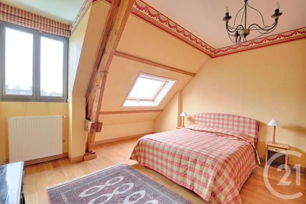 Maison à vendre  9 pièces - 330 m2 LA VARENNE ST HILAIRE - 94