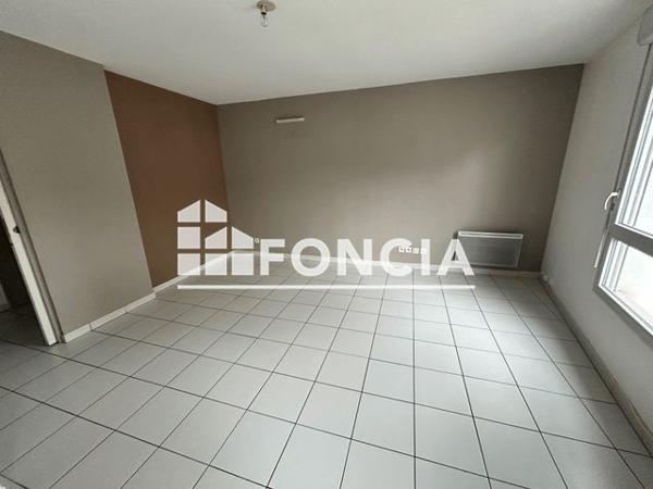 Location Appartement 2 pièces 51.43 m² - 13 RUE MELCHIOR GUINOT Marseille 13003