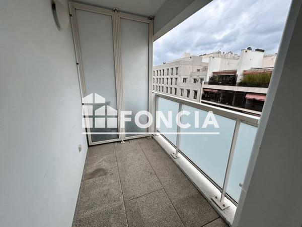 Location Appartement 2 pièces 51.43 m² - 13 RUE MELCHIOR GUINOT Marseille 13003