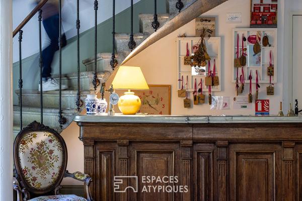 Propriété au grand charme avec ses 3 bâtis en pierre pour de multiples projets