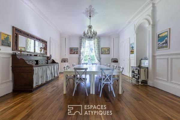 Propriété au grand charme avec ses 3 bâtis en pierre pour de multiples projets