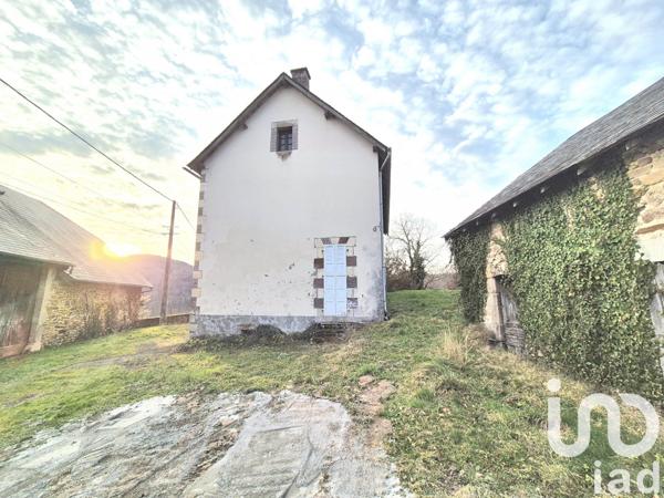 Maison traditionnelle 6 pièces de 138 m² à Bar (19800)