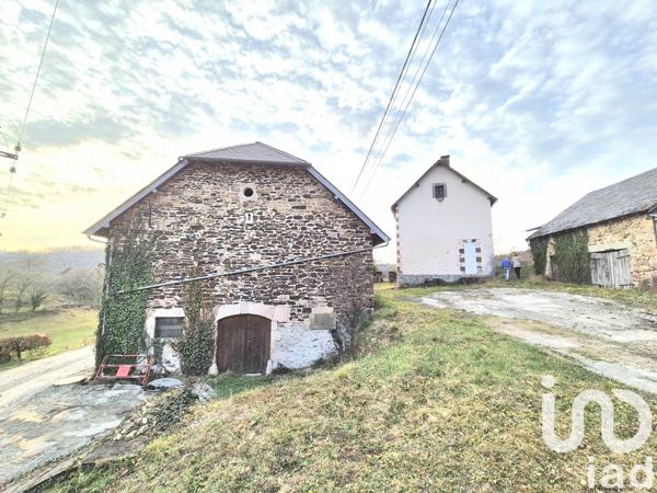 Maison traditionnelle 6 pièces de 138 m² à Bar (19800)