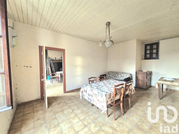 Maison traditionnelle 6 pièces de 138 m² à Bar (19800)