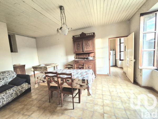 Maison traditionnelle 6 pièces de 138 m² à Bar (19800)