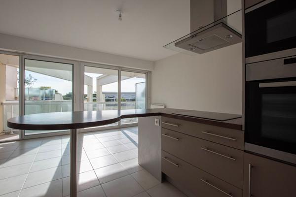 NOUVEAUTÉ À LA ROCHELLE - À DEUX PAS DE LA MER, T2 LUMINEUX AVEC BALCON  La rochelle