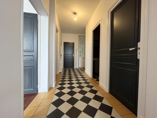 Appartement 3 pièce(s) 2 chambre(s) 89.9 m²