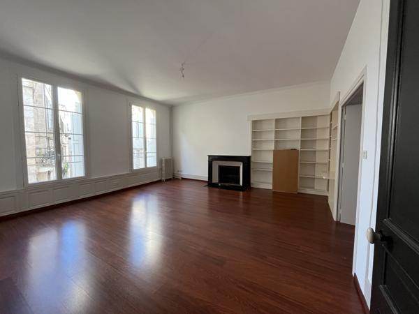 Appartement 3 pièce(s) 2 chambre(s) 89.9 m²