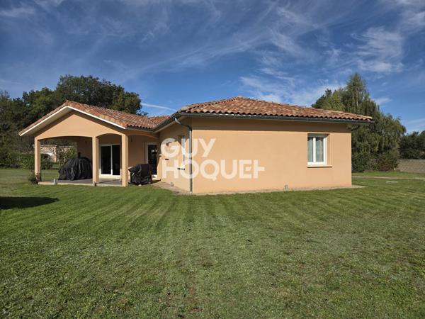 Maison T4 133 m2 moderne de plain-pied à vendre à Martiel (près de Villefranche de Rouergue)