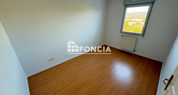 Location Appartement 3 pièces 57.42 m² - Bourg-lès-valence 26500