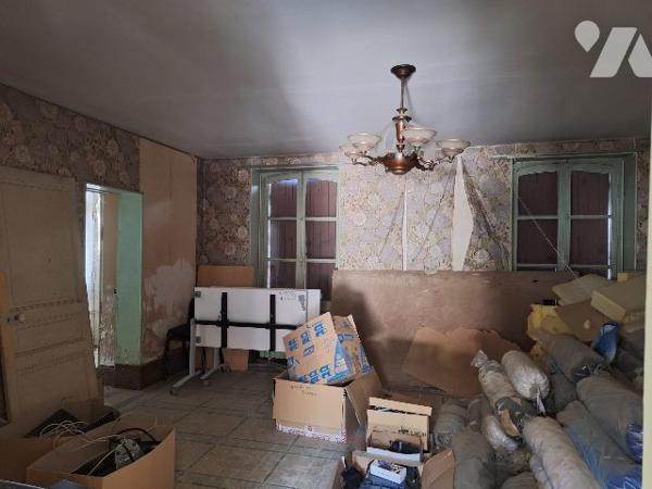 Ensemble de bureaux de plain-pied et dépendances, Aubigny-sur-Nère