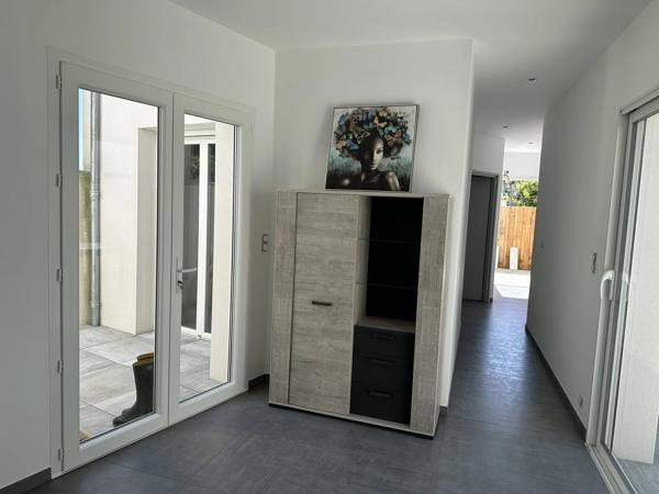 Maison moderne à Royan avec trois chambres lumineuses