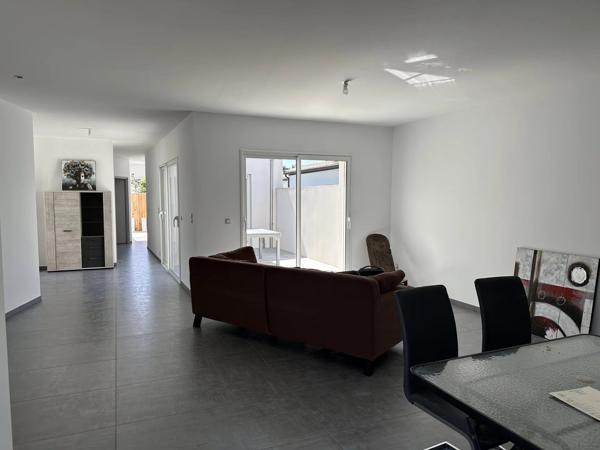 Maison moderne à Royan avec trois chambres lumineuses